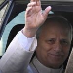 El papa León XIV fue sometido este martes 13 de octubre a una intervención quirúrgica para extirparle un nódulo pulmonar