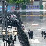 El Gobierno nacional respondió con violencia a la protesta universitaria en el Congreso: hidrantes y represión